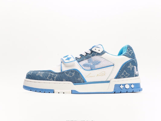 LV Trainer Baby Blue