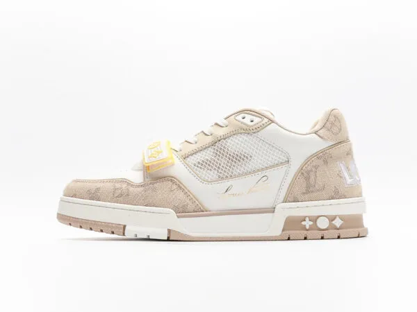 LV Trainer Beige