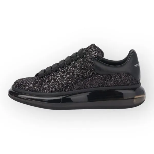 MCQ Black Diamond